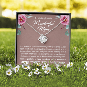 To My Boyfriend's Wonderful Mom - Thank You For Raising The Man Of My Dreams - Necklace SO14T