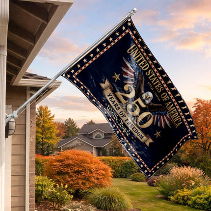 5.Lifestyleoutdoor_2fd7b524-1469-40e1-a43b-f64762c3cd58 - Charming Present