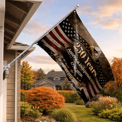 5.Lifestyleoutdoor_3190bd87-17fa-46cd-b55a-2edc9ee03693 - Charming Present