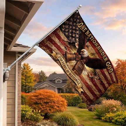 5.Lifestyleoutdoor_9952d24c-c227-42d1-bd02-967afee522ba - Charming Present