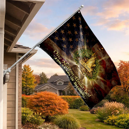 5.Lifestyleoutdoor_b8d17e3e-58c0-485b-bcd7-e917b7e21b0a - Charming Present
