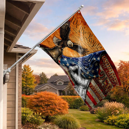 5.Lifestyleoutdoor_f4a6c189-481e-4d14-b218-8217a74d017b - Charming Present