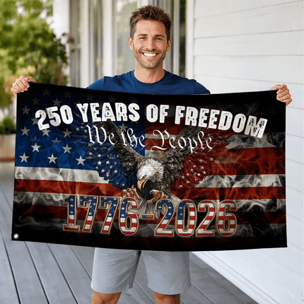 6.Lifestylemen_019737f5-fd25-4a77-8a2f-934c2b92e576 - Charming Present