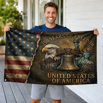 6.Lifestylemen_631242fe-541d-42f7-96a6-9c189af3e94c - Charming Present