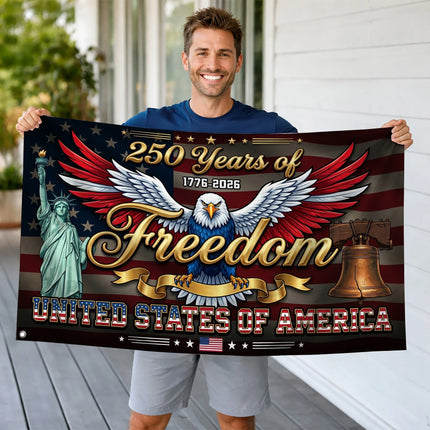 6.Lifestylemen_949451f9-40d9-448c-abd7-99d47f87e42c - Charming Present