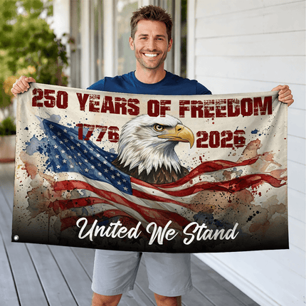 6.Lifestylemen_bb8f8d5a-6775-4351-a9e1-b38738b2577b - Charming Present