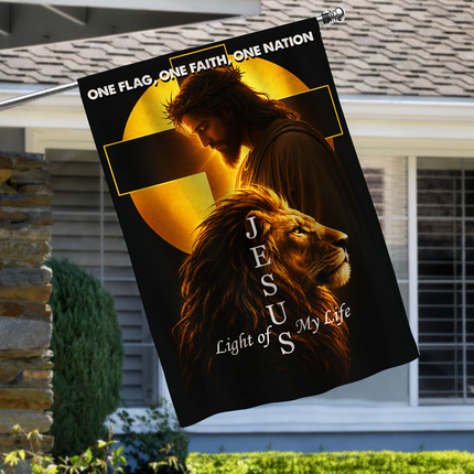 SP-01 Jesus Light of My Life Lion Garden Flag Christian Holidays