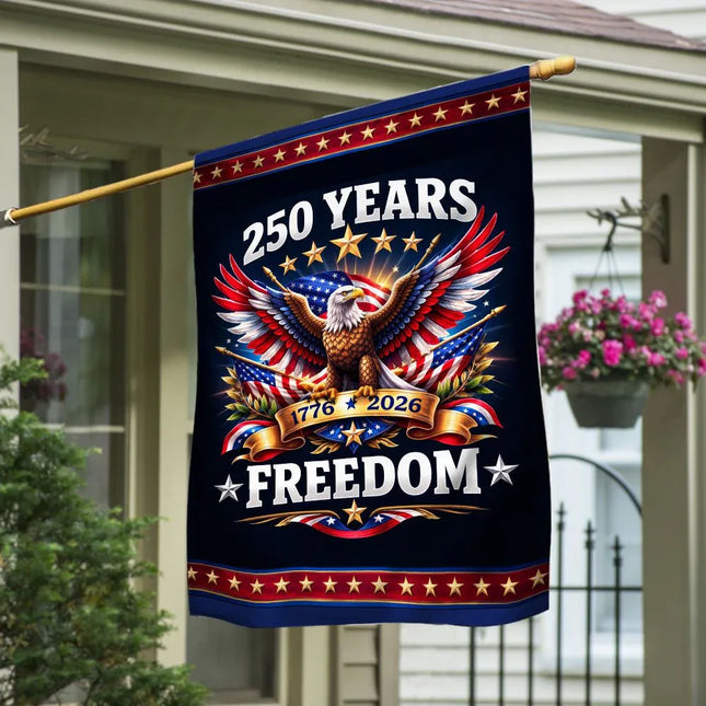 ML1166CN_MockupMockup1HouseFlag - Charming Present