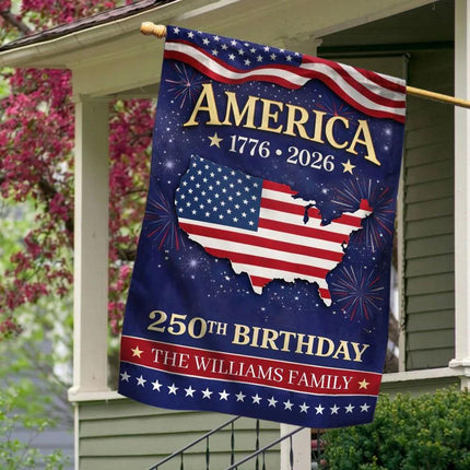 ML1167CN_MockupMockup2HouseFlag - Charming Present
