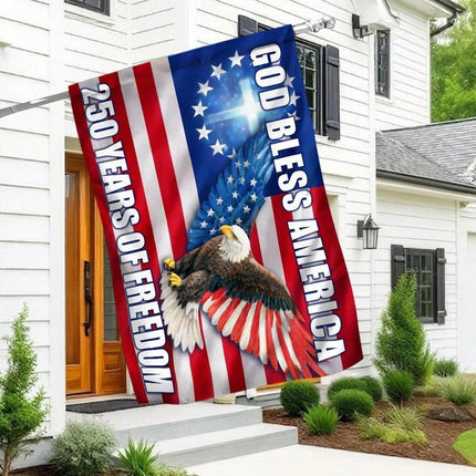 ML1187CN_MockupMockup3HouseFlag - Charming Present