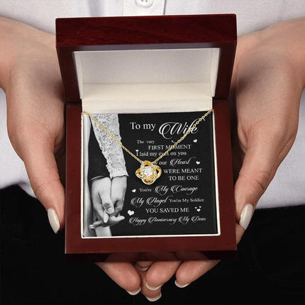 Wife Husband - I Knew Our Hearts Were Meant To Be One - Love Knot Necklace - Charming Present