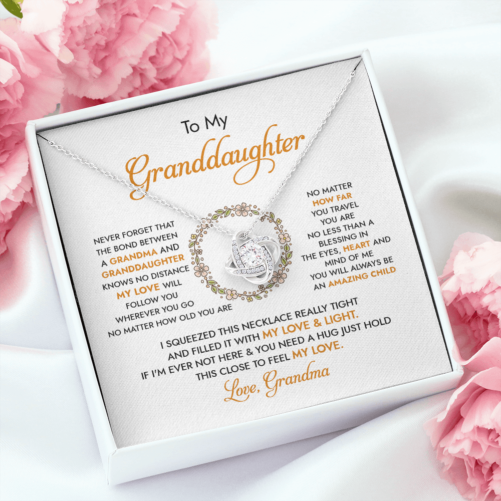 To My Granddaughter - Never Forget That The Bond Between A Grandma And Granddaughter - Necklace DR17