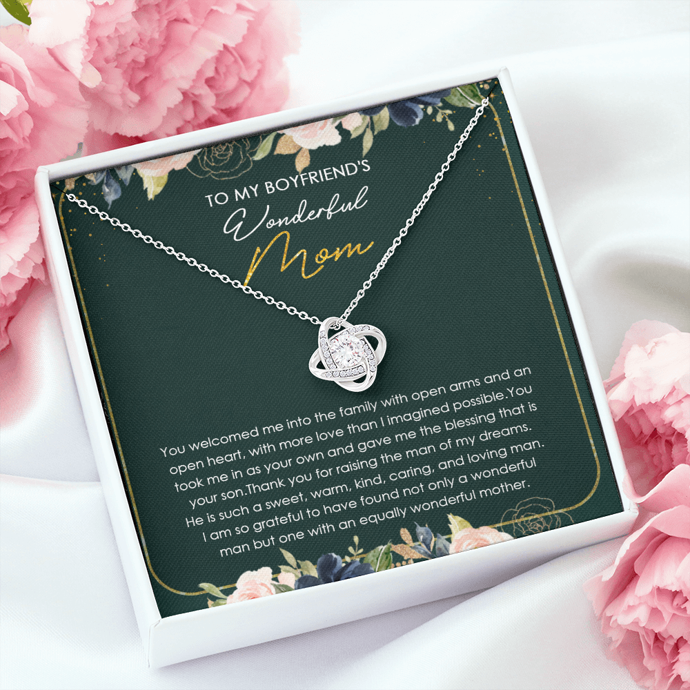 To My Boyfriend&#39;s Mom Thank You For Raising The Man Of My Dreams Necklace SO22V