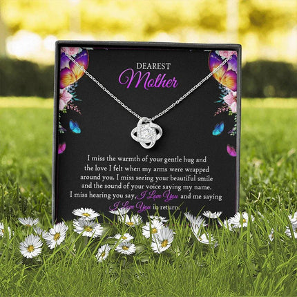 To My Mom In Heaven - I Miss The Warmth Of Your Gentle Hug - Necklace SO90V - Charming Present