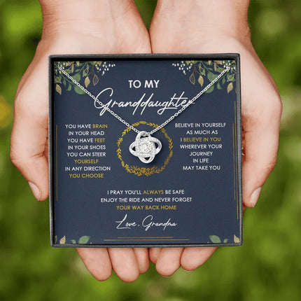To My Granddaughter Never Forget Your Way Back Home - Necklace SO33V - Charming Present
