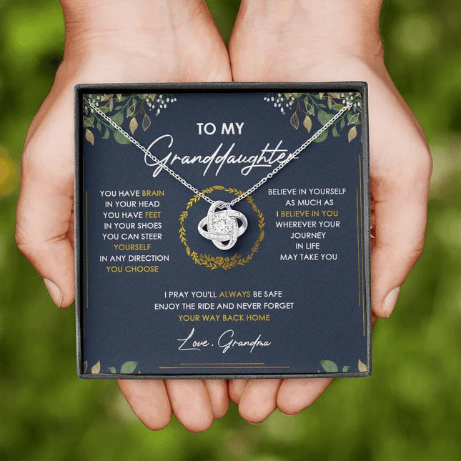 To My Granddaughter Never Forget Your Way Back Home - Necklace SO33V - Charming Present