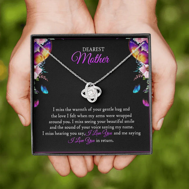 To My Mom In Heaven - I Miss The Warmth Of Your Gentle Hug - Necklace SO90V - Charming Present