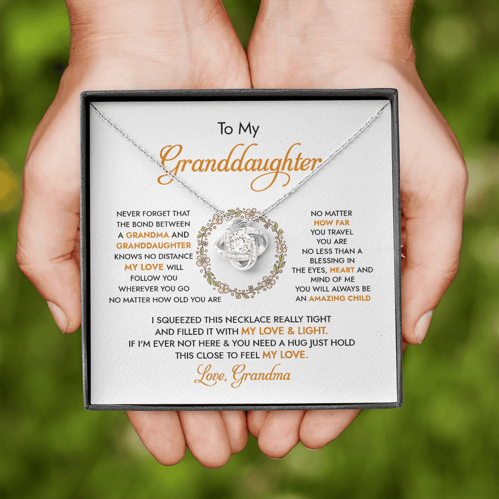 To My Granddaughter - Never Forget That The Bond Between A Grandma And Granddaughter - Necklace DR17