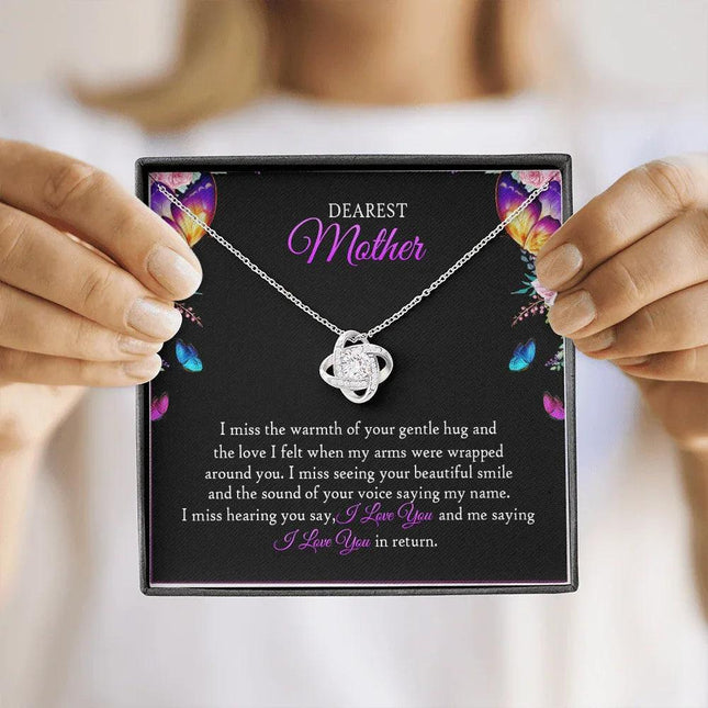 To My Mom In Heaven - I Miss The Warmth Of Your Gentle Hug - Necklace SO90V - Charming Present