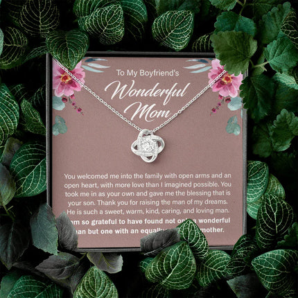 To My Boyfriend's Wonderful Mom - Thank You For Raising The Man Of My Dreams - Necklace SO14T - Charming Present
