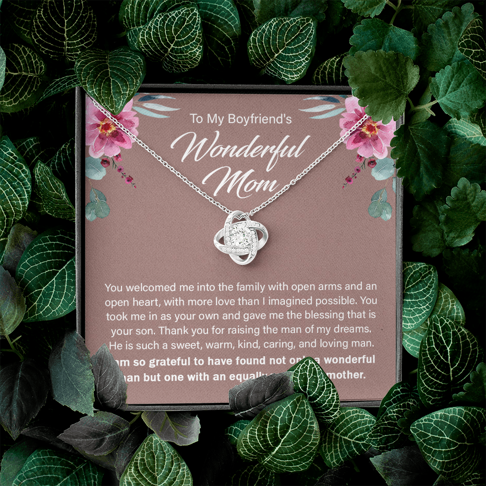 To My Boyfriend's Wonderful Mom - Thank You For Raising The Man Of My Dreams - Necklace SO14T