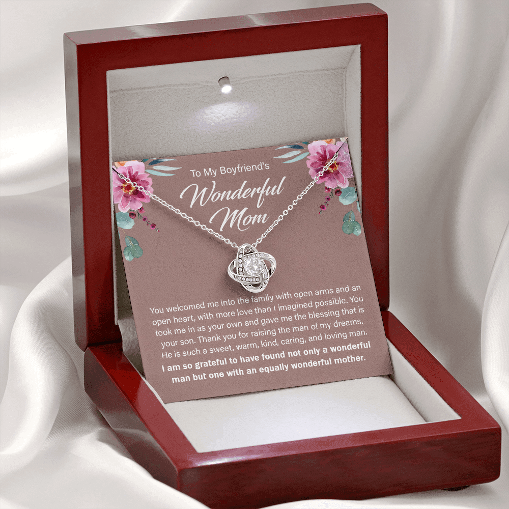 To My Boyfriend's Wonderful Mom - Thank You For Raising The Man Of My Dreams - Necklace SO14T