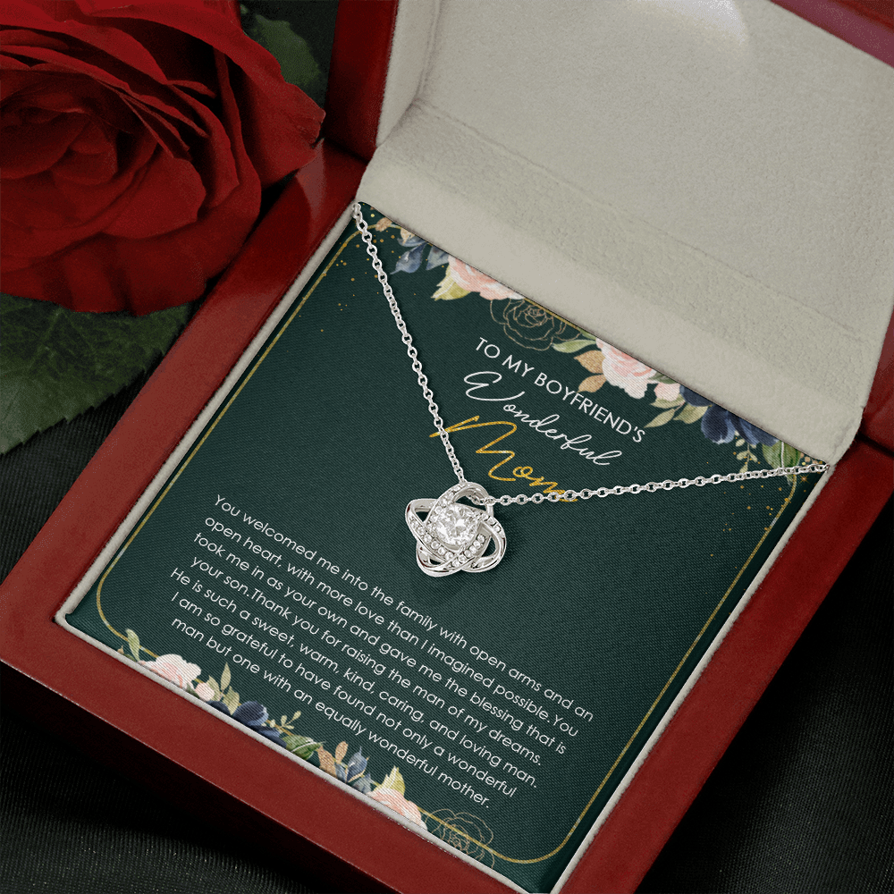 To My Boyfriend's Mom Thank You For Raising The Man Of My Dreams Necklace SO22V