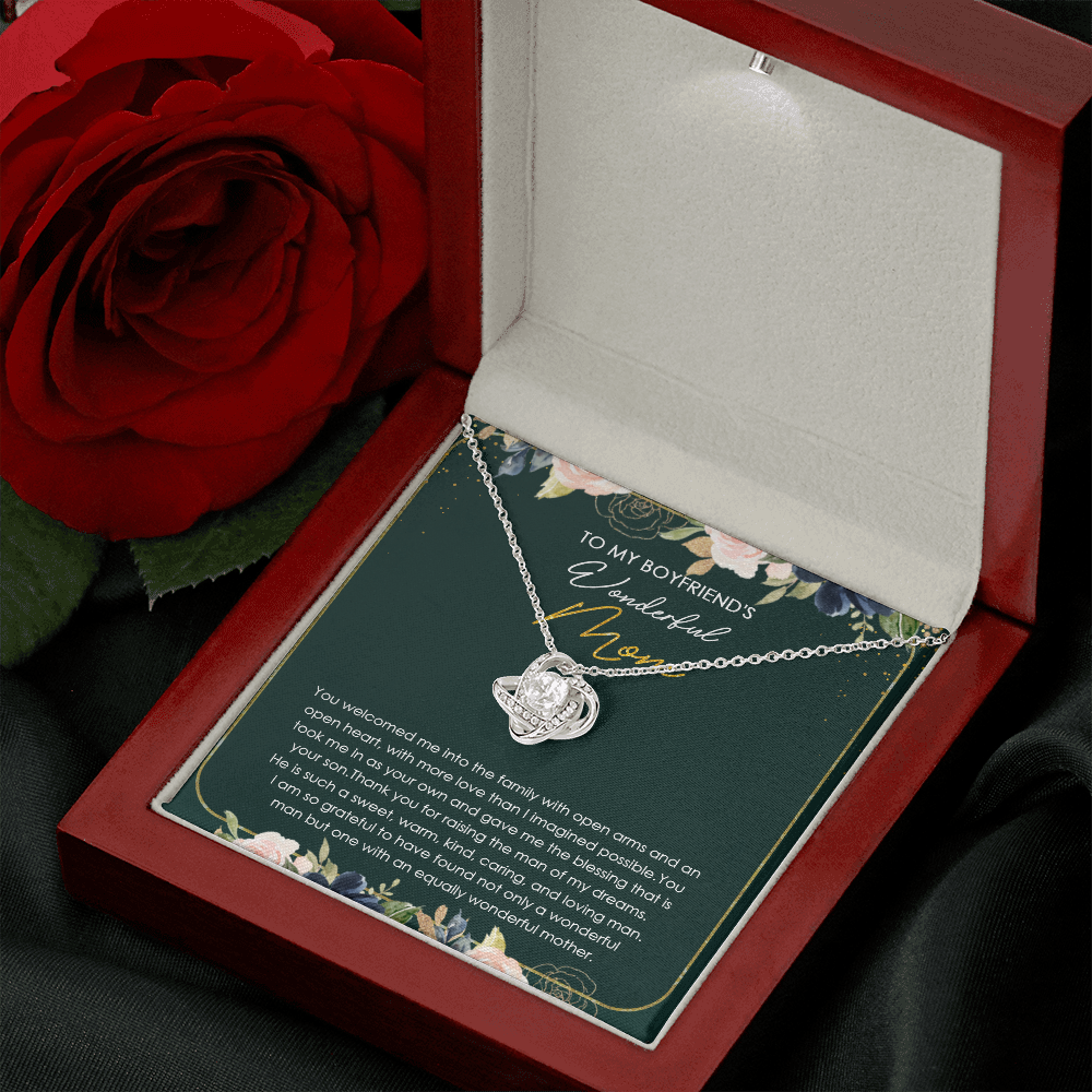 To My Boyfriend's Mom Thank You For Raising The Man Of My Dreams Necklace SO22V