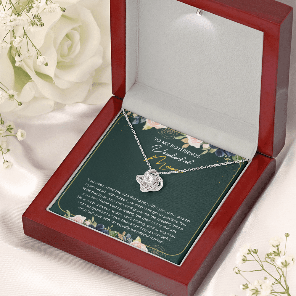To My Boyfriend's Mom Thank You For Raising The Man Of My Dreams Necklace SO22V