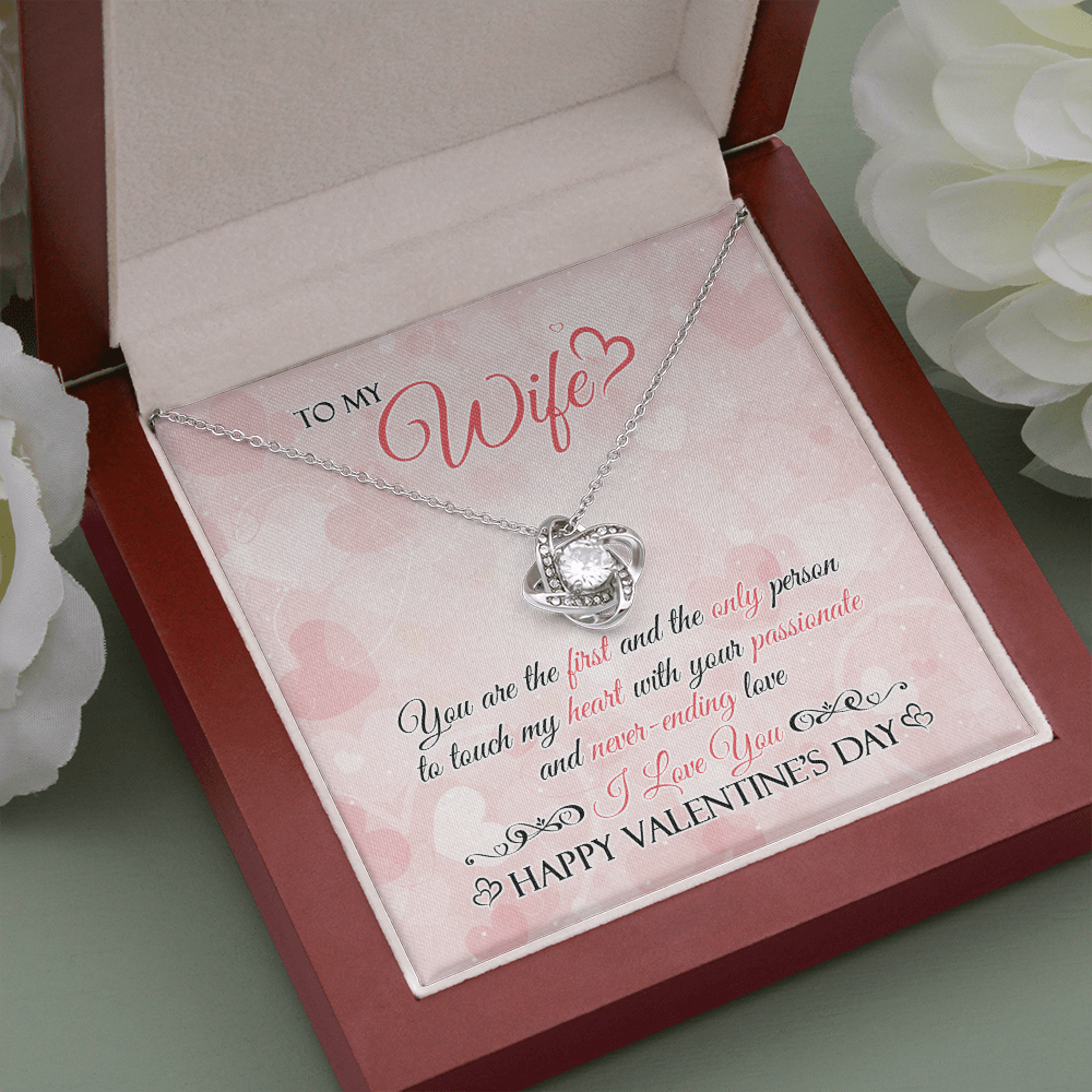 TO MY WIFE - HAPPY VALENTINE'S DAY - LOVE KNOT NECKLACE KT02