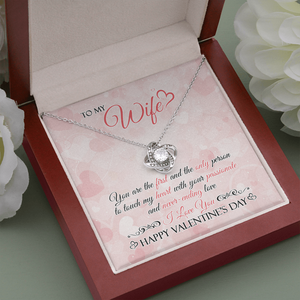 TO MY WIFE - HAPPY VALENTINE'S DAY - LOVE KNOT NECKLACE KT02